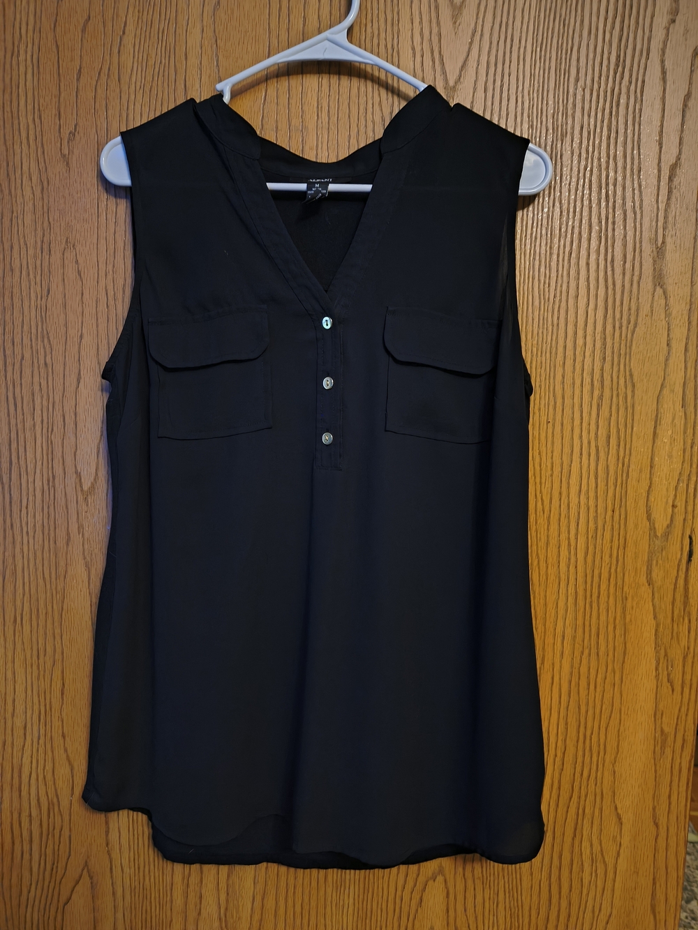 Alfani Black Sleeveless V-Neck Utility Camisole